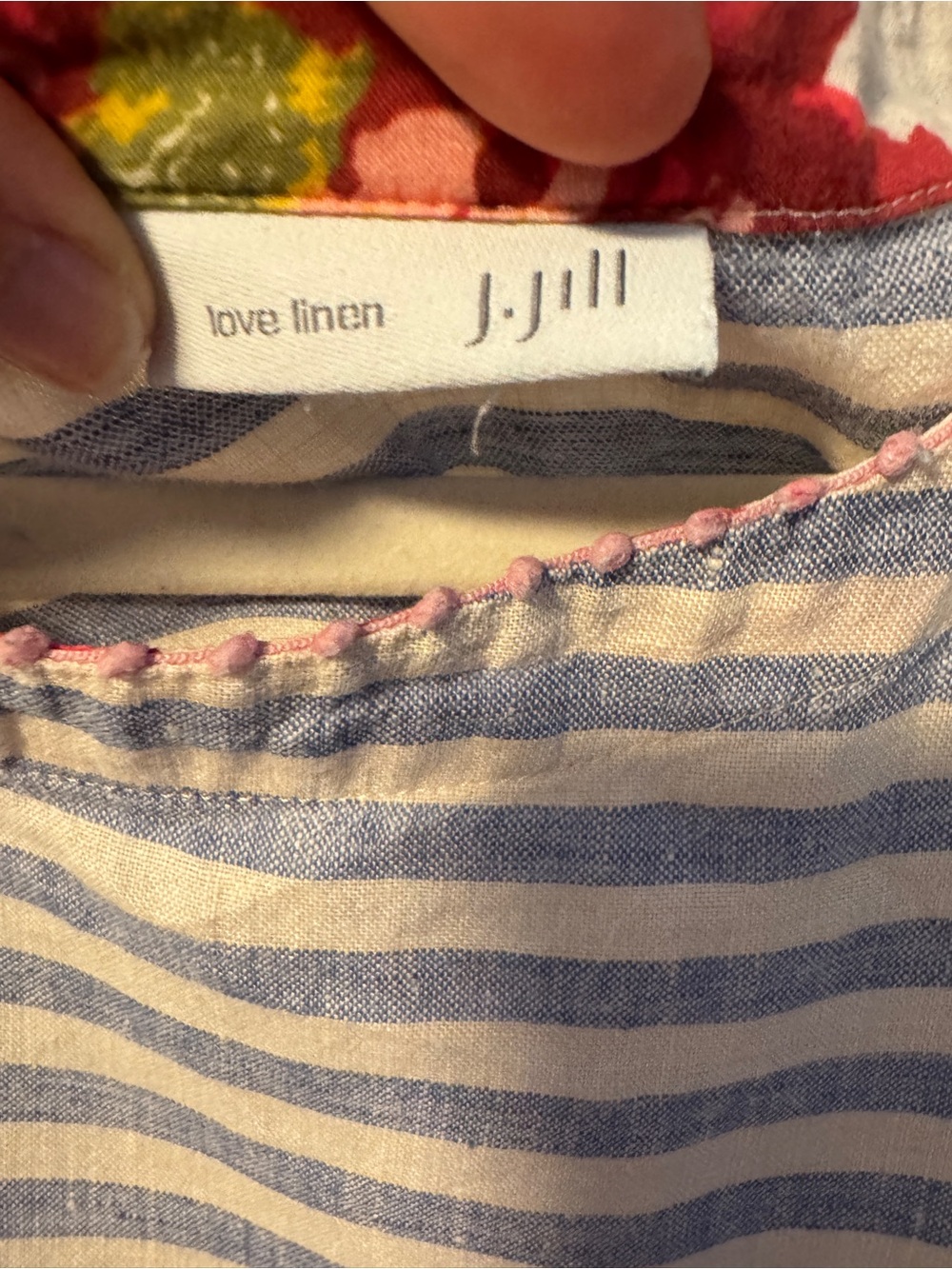 J. Jill Linen top with embroidery - Picture 4 of 4